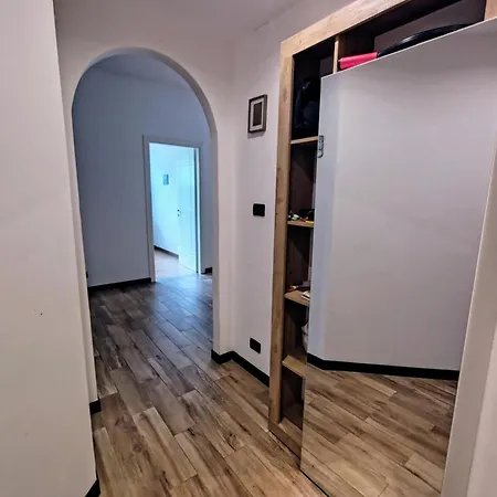 Apartment Firefly